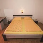 Marija 3* Lopar