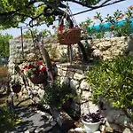 Guest house Marija Lopar